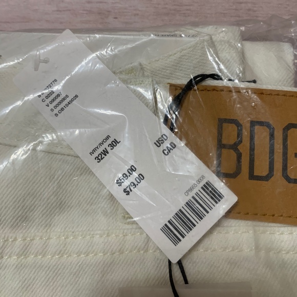 BDG Skate Fit Jeans 32 x 30 NWT - Picture 6 of 6